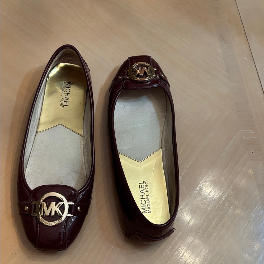 Michael Kors Fulton Merlot Ballet Flat With Gold MK Logo - Size 9.5 M - Picture 6 of 9